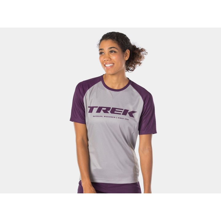 Women's Rhythm Mountain Tech Tee T-shirt - Gravel/Mulberry Bontrager