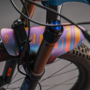 Paraphate Unleazhed Mudguard M01 Logo Violet/Green-Red/Gold Unleazhed