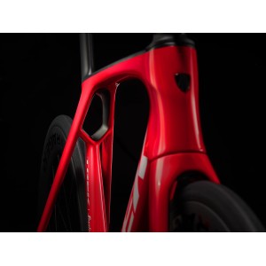 Bicycle Trek Madone SLR 6 eTap Gen 7 - Viper Red 2023 Trek Bikes