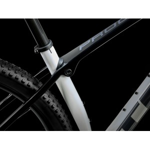 Bike Trek Procaliber 9.7 - White Prismatic 2024 Trek Bikes