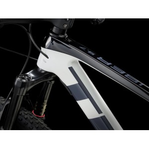 Bike Trek Procaliber 9.7 - White Prismatic 2024 Trek Bikes