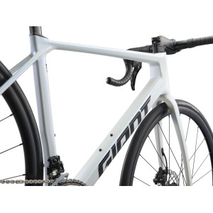 Bicycle Giant TCR Advanced 2 KOM - Illusion White Giant