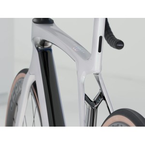 Trek Madone SL 6 Gen 8 Bike - White Prismatic 2025 Trek Bikes